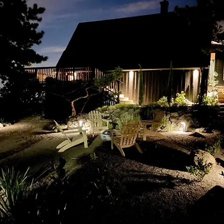 Black Pine Feriehus