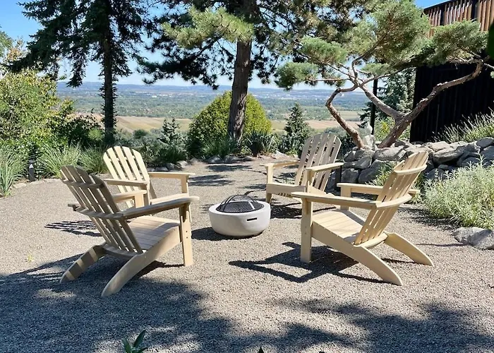 Feriehus Black Pine Szentendre